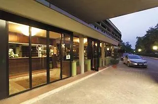 Hotel Lago Verde Serravalle Pistoiese 3*,  Italy