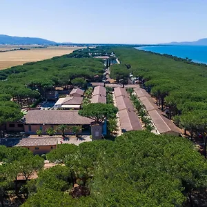 Aparthotel Village Golfo Degli Etruschi