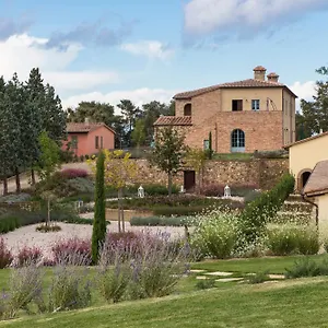 Hotel Cignella Garden In Tuscany